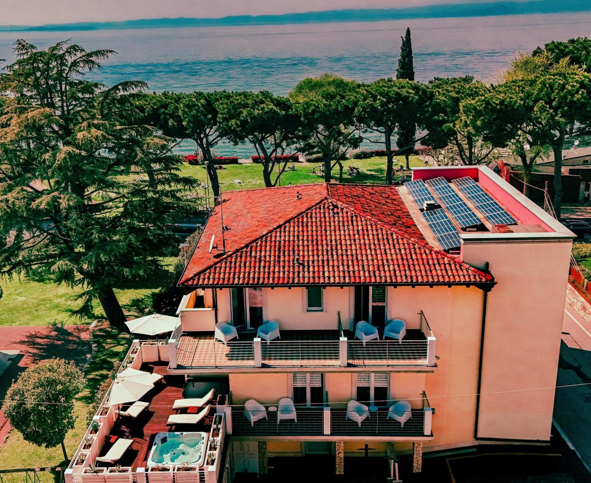 Boutique Hotel Bel Sito Wellness & Private Spa Bardolino Kültér fotó